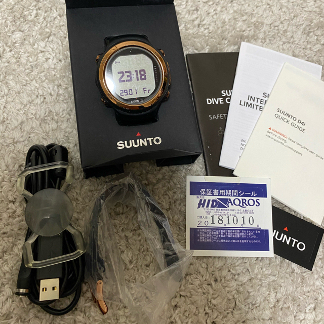 SUUNTO(スント)のダイブコンピューター　SUUNTO D4i NOVO COPPER ダイビング メンズの時計(腕時計(デジタル))の商品写真