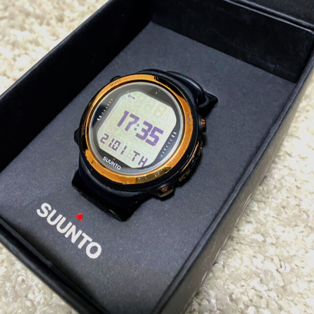 SUUNTO - ダイブコンピューター SUUNTO D4i NOVO COPPER ダイビングの ...