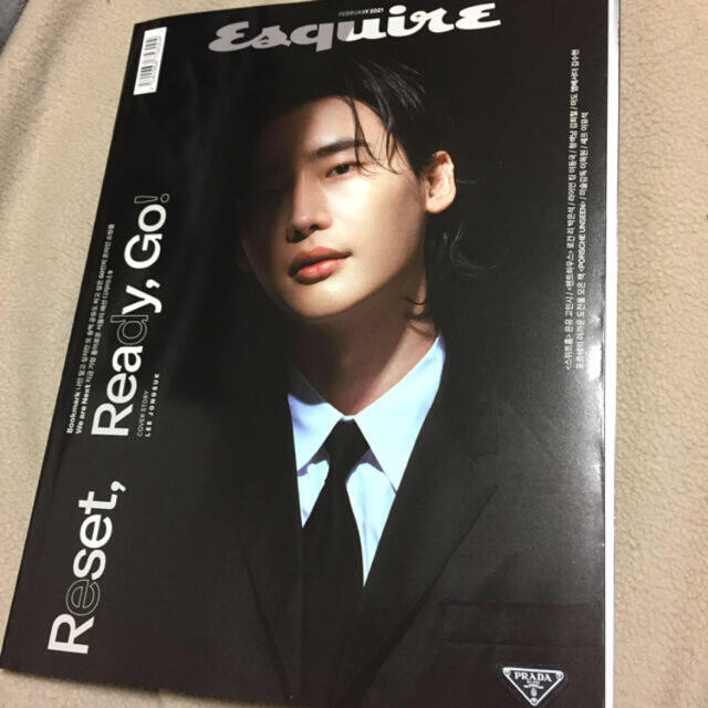 Esquire 2月号 イジョンソク 表紙  新品 エンタメ/ホビーの雑誌(アート/エンタメ/ホビー)の商品写真