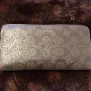 コーチ(COACH)のcoach 長財布　中古　(長財布)