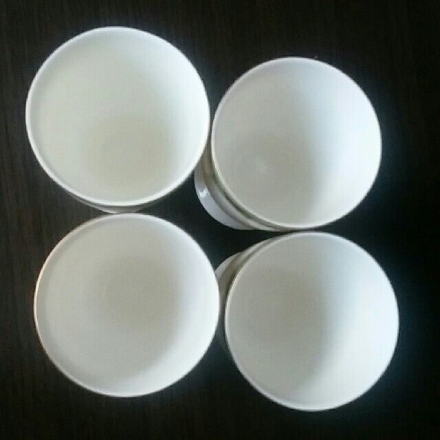HANAE MORI(ハナエモリ)のモリハナエ　カップ　コップ　4つセット インテリア/住まい/日用品のキッチン/食器(グラス/カップ)の商品写真