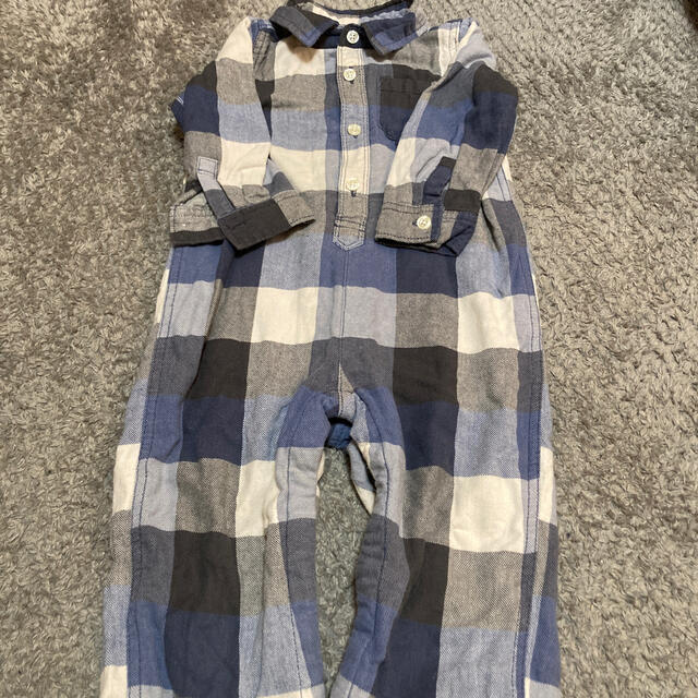 GAP(ギャップ)のbaby Gapのカバーオール、つなぎ。 キッズ/ベビー/マタニティのベビー服(~85cm)(カバーオール)の商品写真