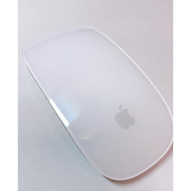 Apple(アップル)のApple Magic Mouse 2 スマホ/家電/カメラのPC/タブレット(PC周辺機器)の商品写真