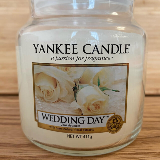 YANKEE CANDLE ヤンキーキャンドル　ジャーＭ＆シェード コスメ/美容のリラクゼーション(キャンドル)の商品写真