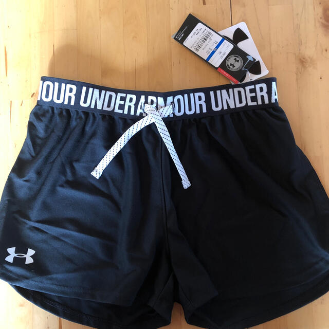 UNDER ARMOUR(アンダーアーマー)のK♡さん専用　アンダーアーマー　ショートパンツ スポーツ/アウトドアのトレーニング/エクササイズ(ウォーキング)の商品写真