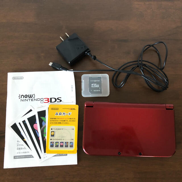 ニンテンドー3DS(ニンテンドー3DS)のnew Nintendo 3DS LL レッド エンタメ/ホビーのゲームソフト/ゲーム機本体(携帯用ゲーム機本体)の商品写真