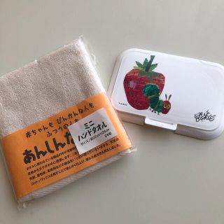 ベビーグッズ　ウェットシートのふた＆ミニハンドタオル(日用品/生活雑貨)