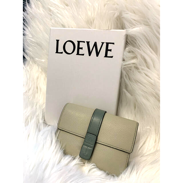 LOEWE(ロエベ)の🌟LOEWE🌟財布完売カラー（ペールグリーン） レディースのファッション小物(財布)の商品写真