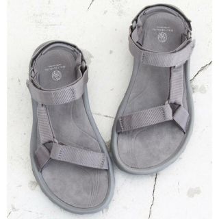 テバ(Teva)のTeva新品 別注US7 24.0グレー(サンダル)