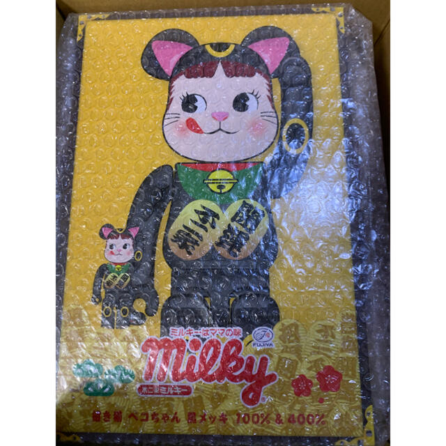 BE@RBRICK 招き猫 ペコちゃん 黒メッキ 100％ ＆ 400