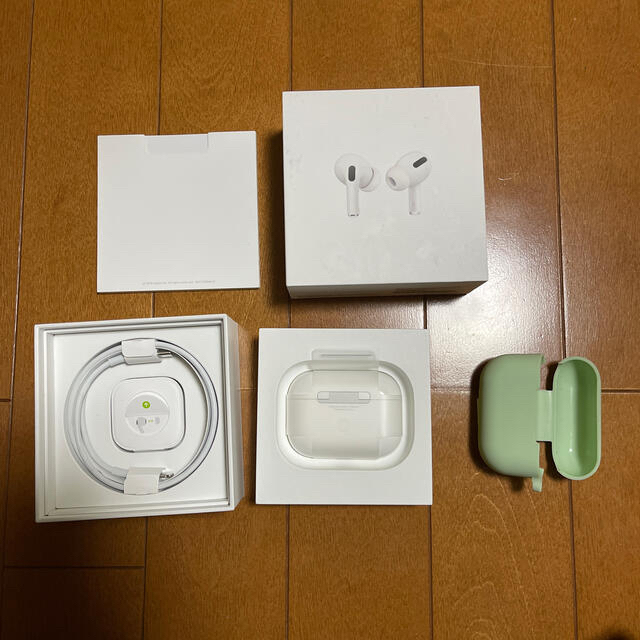 ヘッドフォン/イヤフォンAirPods Pro Applecare+加入済み