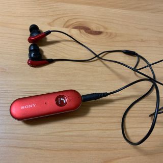 ソニー(SONY)のSONYノイズキャンセルbluetoothカナル型 MDR-EX31BNレッド(ヘッドフォン/イヤフォン)