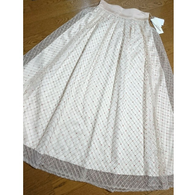 リリーブラウン Lily Brown ビーズ刺繍 ロングスカート ホワイト