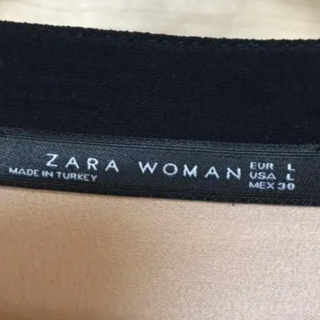 ZARA(ザラ)のZARA フリル袖ブラウス レディースのトップス(シャツ/ブラウス(半袖/袖なし))の商品写真