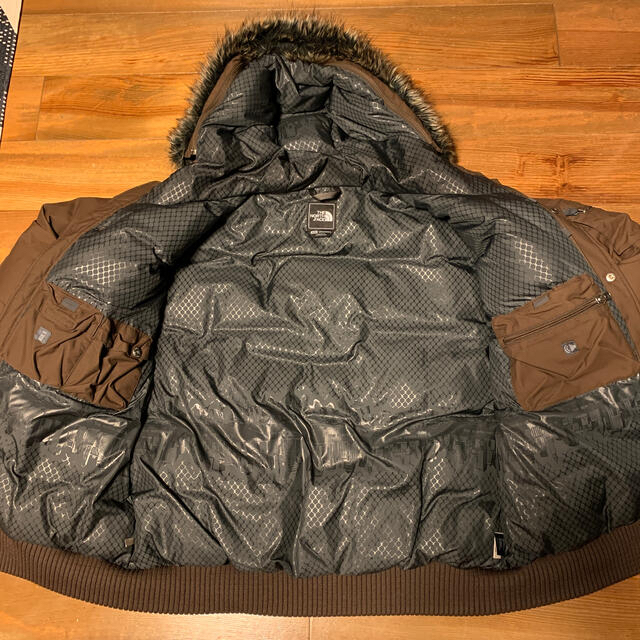 THE NORTH FACE(ザノースフェイス)のノースフェイス　ダウン　ブラウン　茶色 メンズのジャケット/アウター(ダウンジャケット)の商品写真