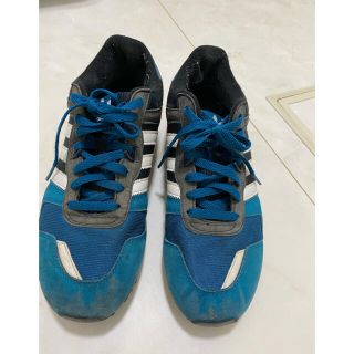 アディダス(adidas)のadidas スニーカー　27センチ(スニーカー)