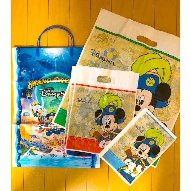 Disney 未使用 Tds 東京ディズニーシー お土産用 ショッピングバッグ セットの通販 By くるみ S Shop ディズニーならラクマ