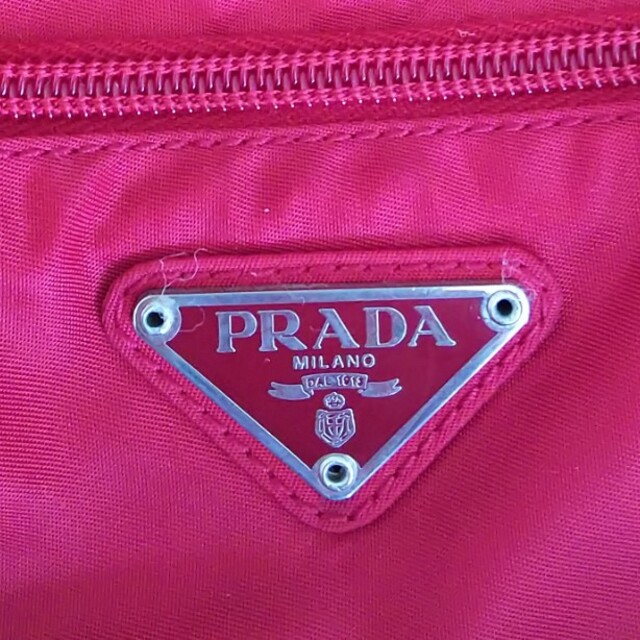 PRADA(プラダ)の【買い物大好き様】プラダ ショルダーバッグ   レディースのバッグ(ショルダーバッグ)の商品写真
