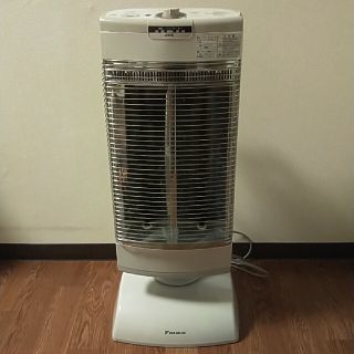 ダイキン(DAIKIN)のダイキン セラムヒート(電気ヒーター)