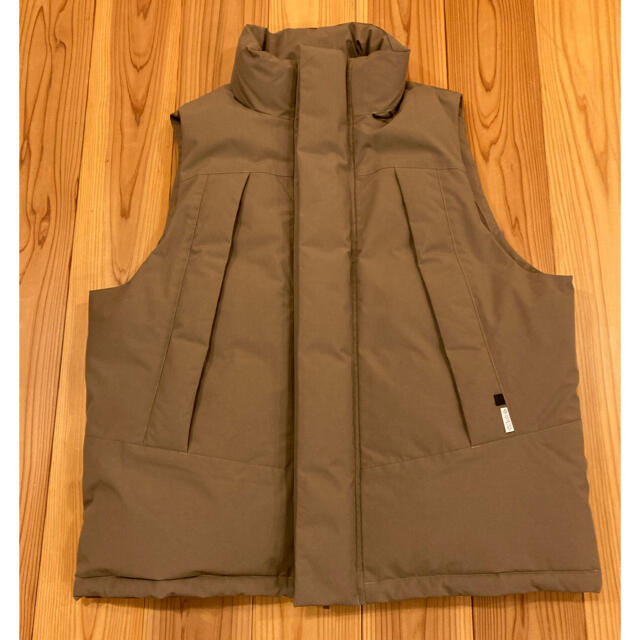 1LDK SELECT(ワンエルディーケーセレクト)の1LDK別注 DAIWA PIER 39 GORE-TEX DOWN VEST メンズのジャケット/アウター(ダウンベスト)の商品写真