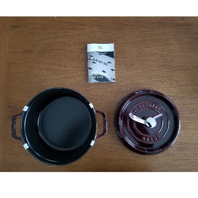 STAUB - ピコ・ココット ラウンド 24cm グレナディンレッドの STAUB - ピコ・ココット ラウンド 24cm グレナディンレッドの