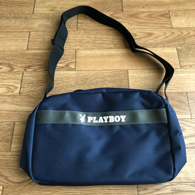 PLAYBOY(プレイボーイ)のPLAYBOY ショルダーバッグ レディースのバッグ(ショルダーバッグ)の商品写真