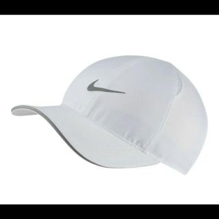 ナイキ(NIKE)のNIKE フェザーライト　エアロビル　キャップ　ナイキ　cap(キャップ)