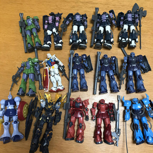 ガンプラ　完成品　１５体