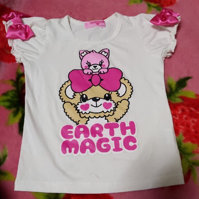 EARTHMAGIC(アースマジック)の130(*ˊૢᵕˋૢ*)袖リボンTシャツ キッズ/ベビー/マタニティのキッズ服女の子用(90cm~)(Tシャツ/カットソー)の商品写真