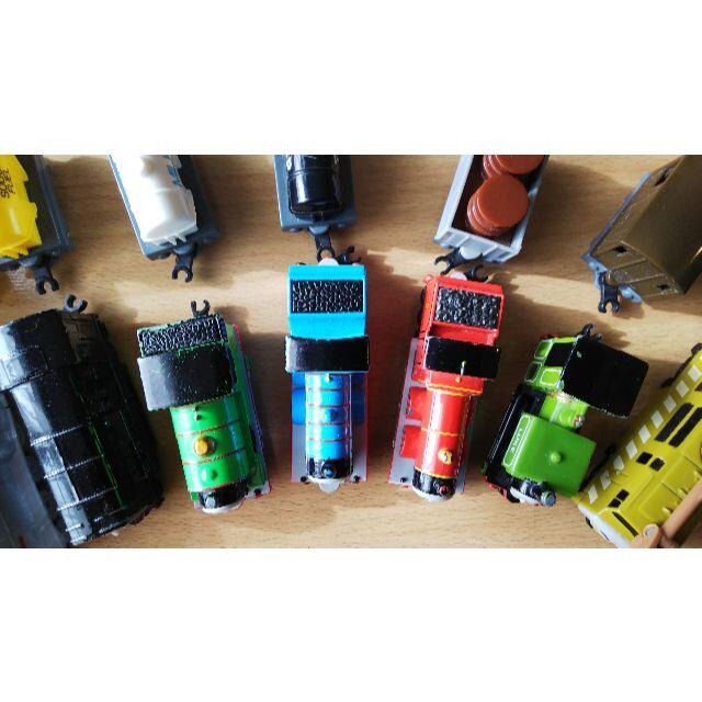 Takara Tomy(タカラトミー)のトーマストミカ（13車両）【中古】 エンタメ/ホビーのおもちゃ/ぬいぐるみ(ミニカー)の商品写真