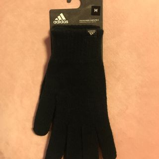 アディダス(adidas)の新品！adidasユニセックストレーニング手袋（M）スマホ使用可能(手袋)