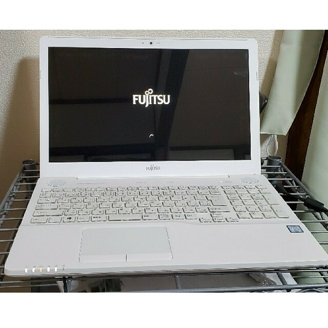 おしゃれ 【美品】FUJITSU FMV−LIFEBOOK AH FMVA53A3W - 通販 - www