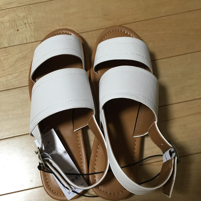 GU(ジーユー)のるぅ様専用フラットサンダル レディースの靴/シューズ(サンダル)の商品写真