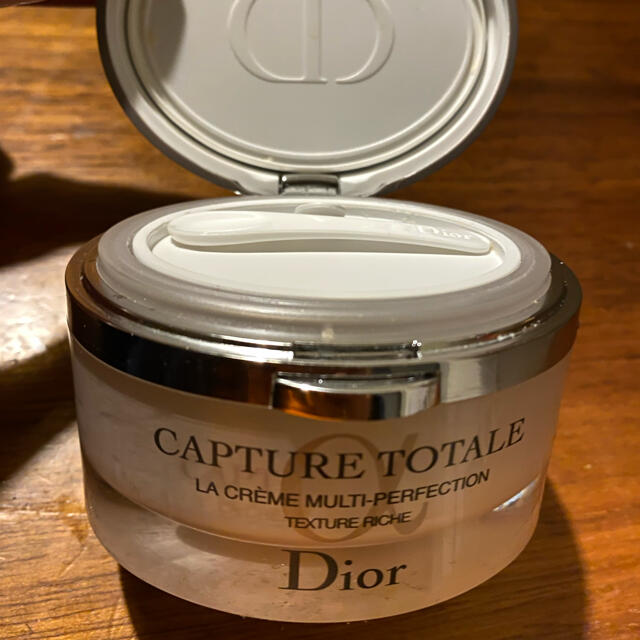 Dior(ディオール)のDior カプチュール　トータルリッチクリーム コスメ/美容のスキンケア/基礎化粧品(フェイスクリーム)の商品写真