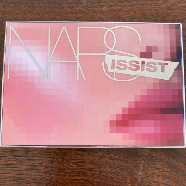 NARS(ナーズ)のNARS ナーズ　ナーズイスト　ウォンテッド１　チークパレット コスメ/美容のベースメイク/化粧品(チーク)の商品写真