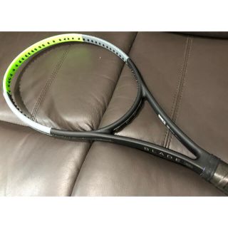 ウィルソン(wilson)のBLADE98 v7 16×19/ブレード98 v7 16×19/G３(ラケット)