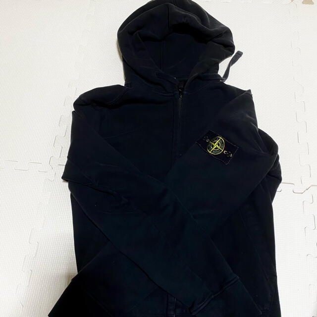 STONE ISLAND(ストーンアイランド)の早い者勝ち！stone island パーカー メンズのトップス(パーカー)の商品写真