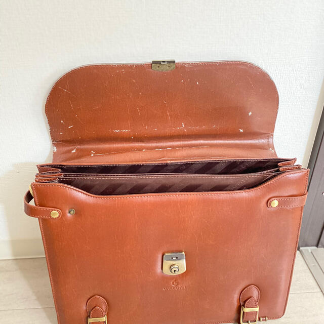GALLOTTI  濃茶 牛革オールレザー ビジネスバック メンズのバッグ(ビジネスバッグ)の商品写真
