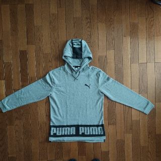 プーマ(PUMA)のpuma　パーカー　Mサイズ(パーカー)