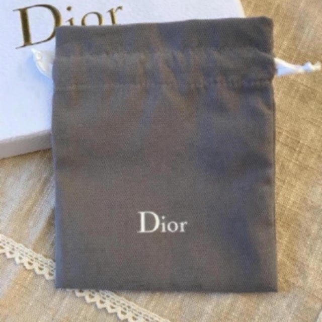 Dior(ディオール)のDior【新品未使用】ノベルティ　ミニ巾着ポーチ レディースのファッション小物(ポーチ)の商品写真