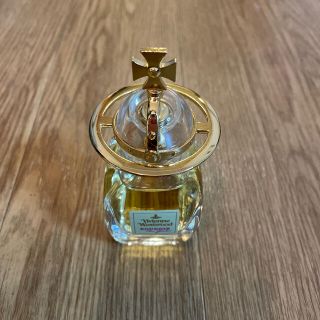 ヴィヴィアンウエストウッド(Vivienne Westwood)のヴィヴィアン・ウエストウッド　ブドワール　オードパルファム30ml(香水(女性用))