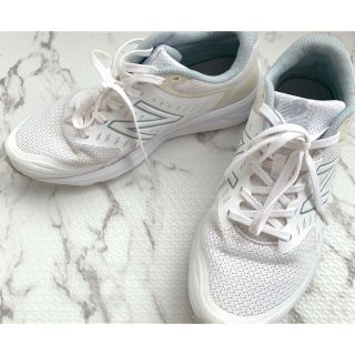 ニューバランス(New Balance)のnew balance 24.5cm 白スニーカー(スニーカー)