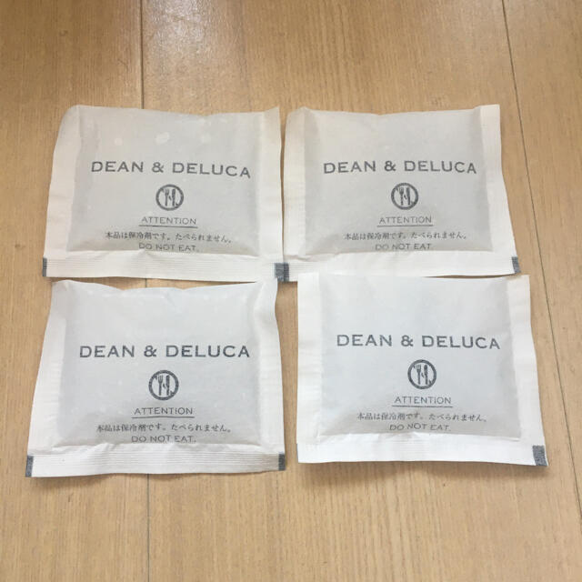 DEAN & DELUCA(ディーンアンドデルーカ)のDEAN &DELUCAの保冷剤　4個セット インテリア/住まい/日用品のキッチン/食器(弁当用品)の商品写真