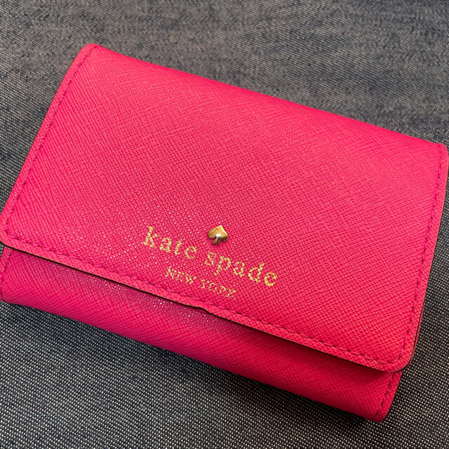 kate spade new york(ケイトスペードニューヨーク)のケイトスペード　定期入れ　ピンク レディースのファッション小物(名刺入れ/定期入れ)の商品写真