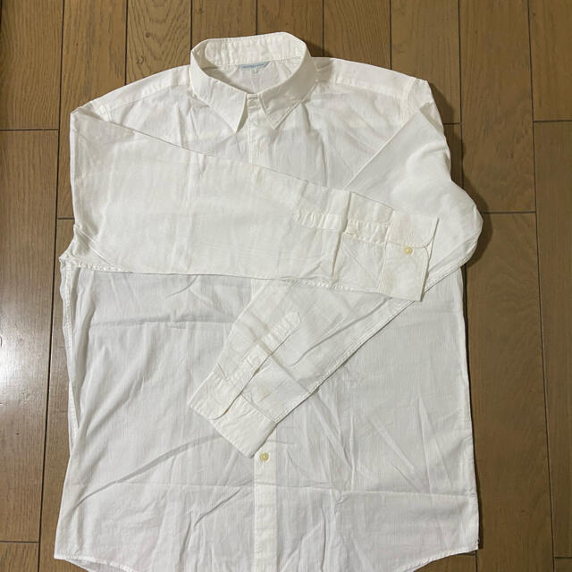 UNIQLO(ユニクロ)のユニクロ　ホワイトシャツ メンズのトップス(シャツ)の商品写真