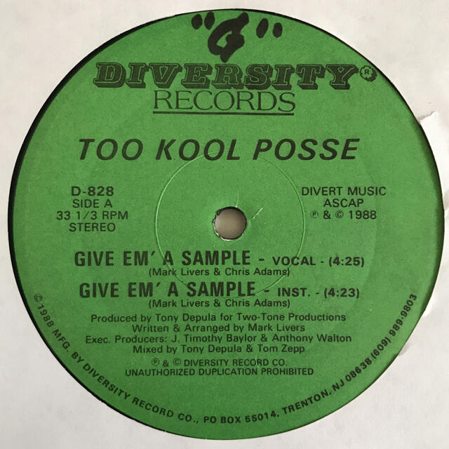 Too Kool Posse - Give ´Em A Sample ①のサムネイル