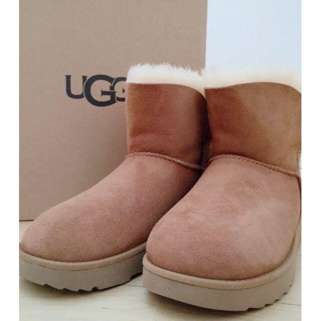 新品♡UGG♡ CLASSIC CUFF MINI