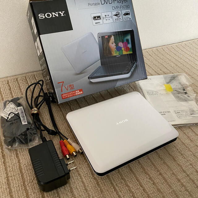 ソニー 7V型 ポータブルDVDプレーヤー ホワイト　DVP-FX780 WC