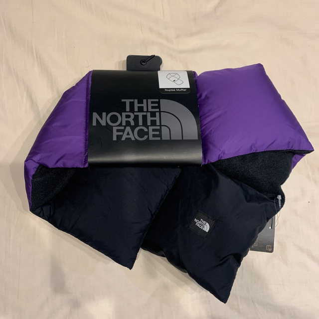 THE NORTH FACE(ザノースフェイス)の新品・ノースフェイス　ダウンマフラー　THE NORTH FACE   レディースのファッション小物(マフラー/ショール)の商品写真