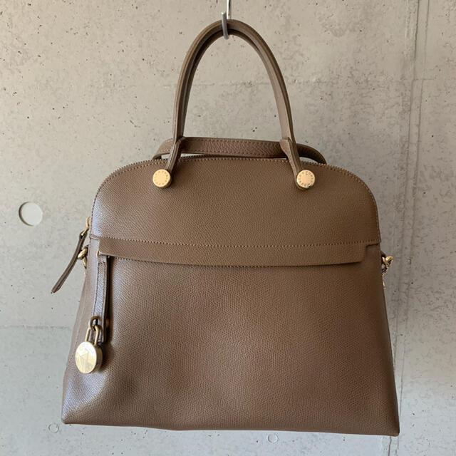 Furla - 最終値下げ!希少人気色!FURLA フルラ パイパー グレージュの